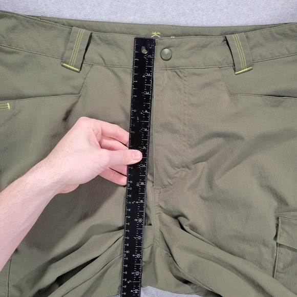 CABELAS XPG Shorts Men's 40 Green Cargo Hiking Outdoor Performance Zip Button - Picture 5 of 8